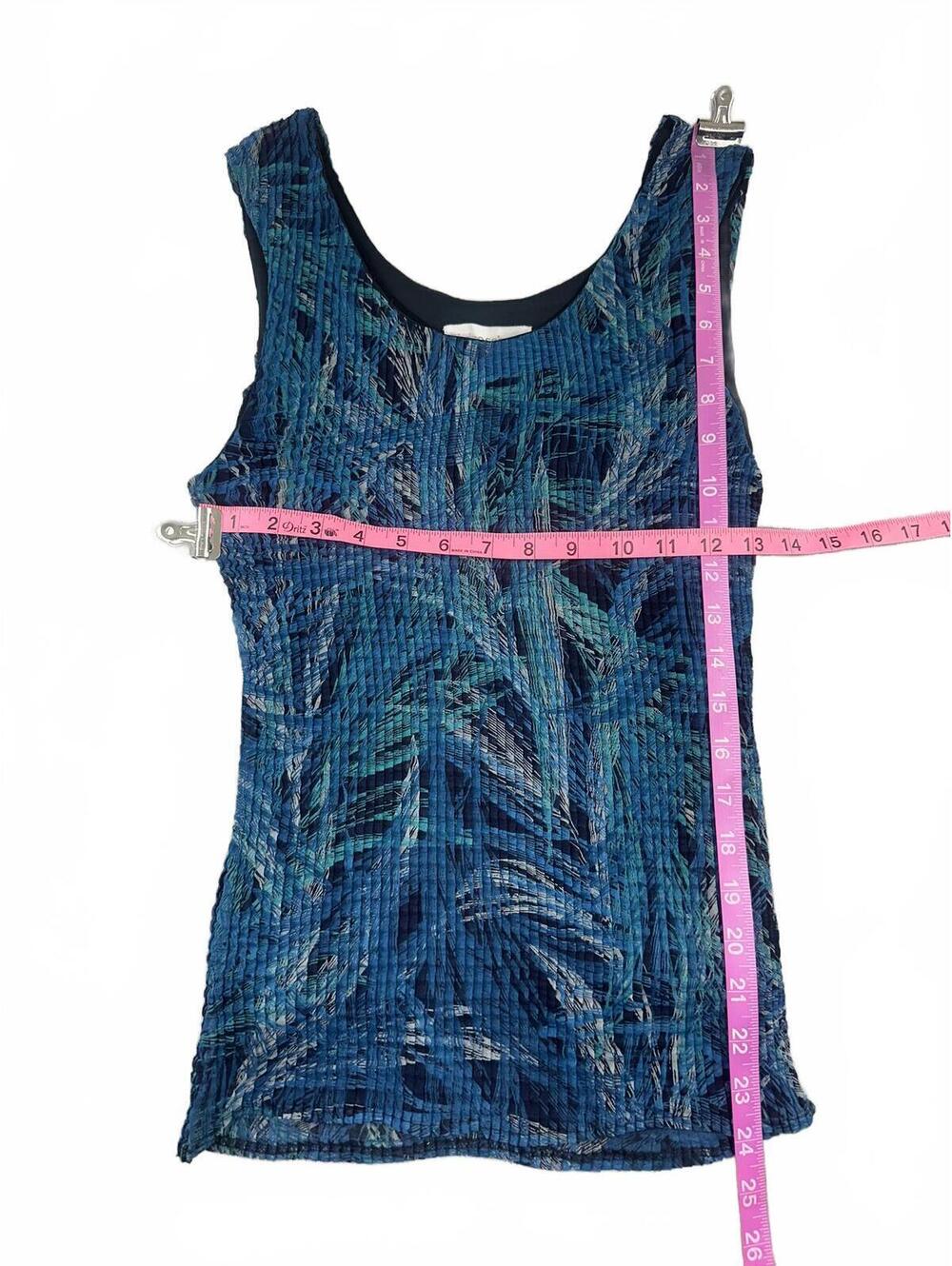 Dressbarn Blue Textured Sleeveless Top - Picture 6 of 6